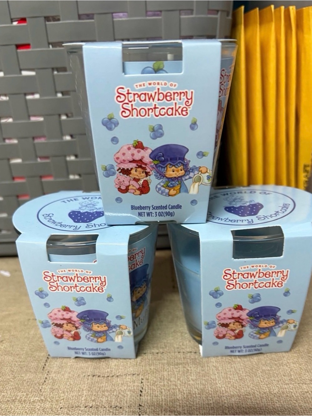 The World of Strawberry Shortcake Blueberry Scented Candle - Blue